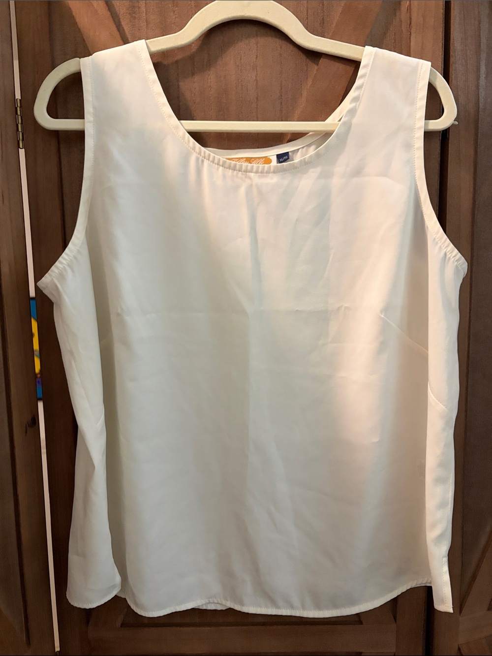 🇨🇦TILLEY SILK Women’s Sleeveless Scoop Neck Camisole in Off-White SIZE XL